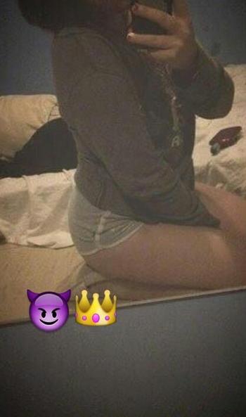 , 20  female escort, Toronto