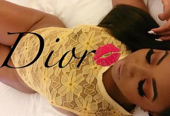 , 23 African American female escort, Toronto