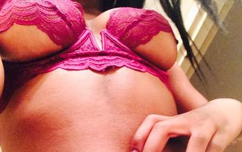 , 21  female escort, Toronto
