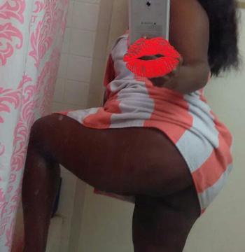 , 36  female escort, Toronto