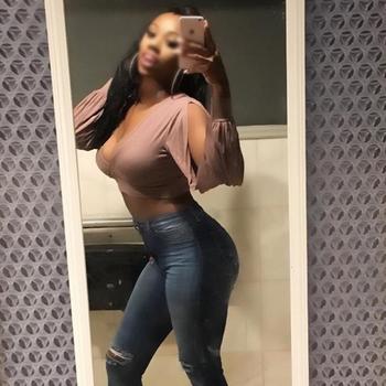 , 25  female escort, Toronto