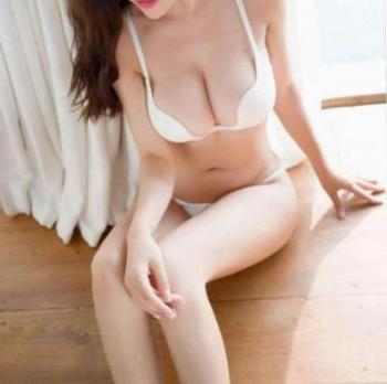 , 22  female escort, Toronto