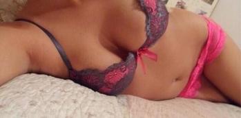 , 21 Latino/Hispanic female escort, Toronto