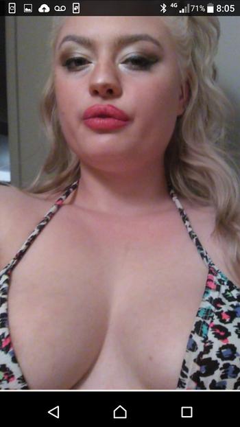 , 21  female escort, Toronto