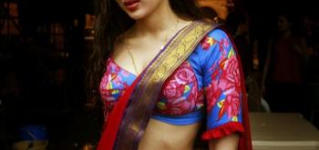 , 30  female escort, Toronto