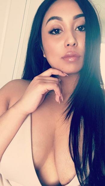 , 22 Latino/Hispanic female escort, Toronto