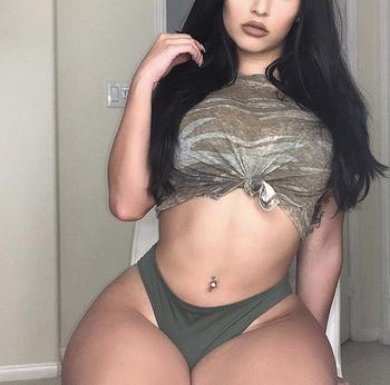 , 21  female escort, Toronto