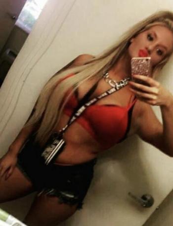 , 27  female escort, Toronto