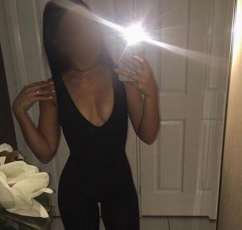 , 20  female escort, Toronto
