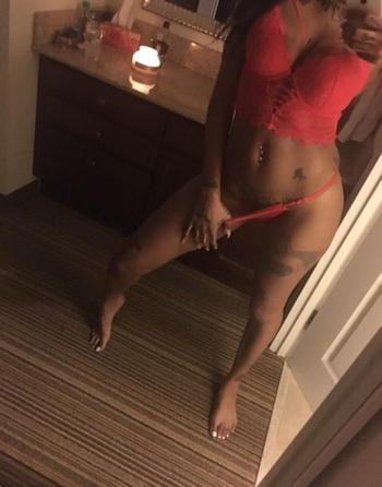 , 25  female escort, Toronto