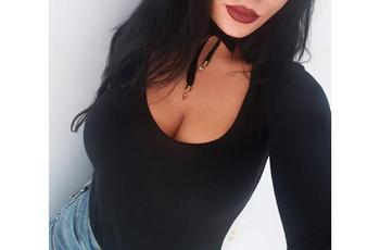 , 19  female escort, Toronto