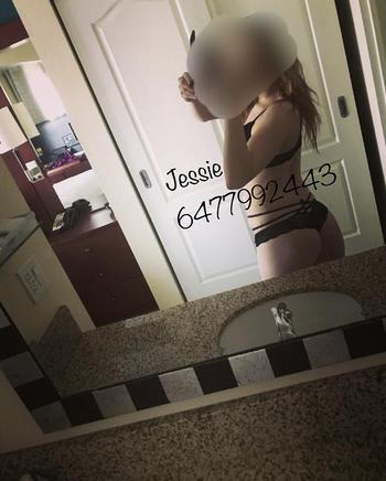 , 19  female escort, Toronto