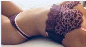 , 19  female escort, Toronto