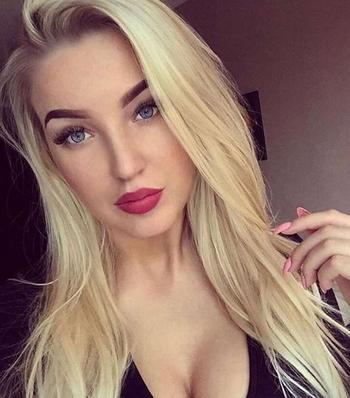 , 19  female escort, Toronto