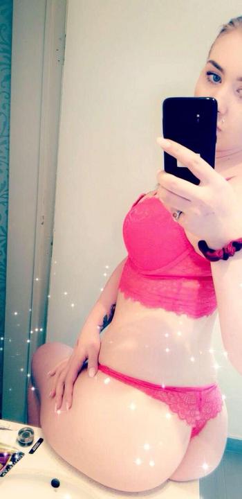 , 21  female escort, Toronto