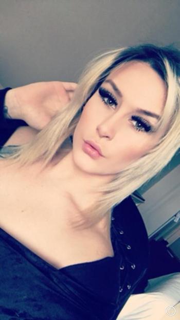 , 21  female escort, Toronto