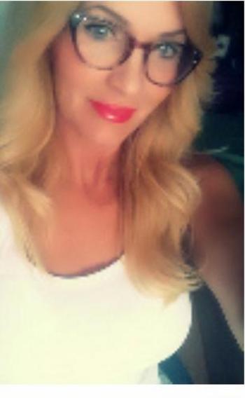 , 40 European female escort, Toronto