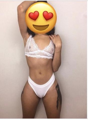 , 23  female escort, Toronto