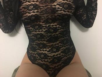 , 19  female escort, Toronto