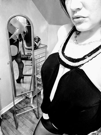 , 30  female escort, Toronto