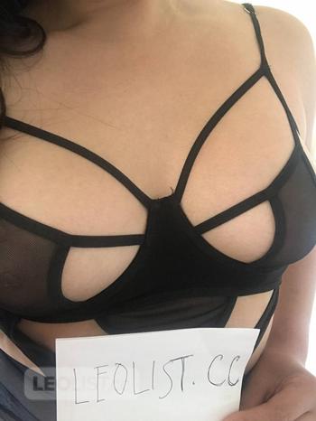 Jen Tanaka, 24 Asian female escort, City of Toronto