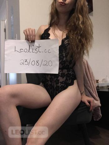 Robyn babe, 23 Caucasian/White female escort, City of Toronto