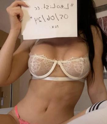 Nikki, 31 Caucasian/White female escort, Toronto