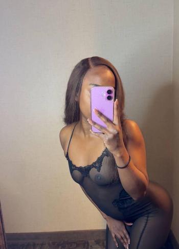 CHANEL ROSE, 21 Black female escort, Toronto