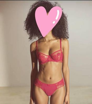 Bella, 20 Mixed female escort, Toronto