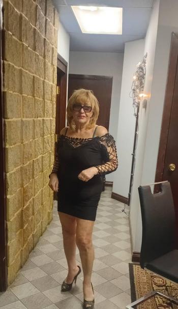 Zina, 45 Asian female escort, Toronto