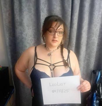 Sarah, 34 Caucasian/White female escort, Toronto