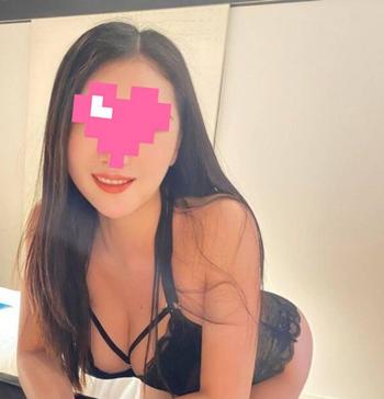 M a y/Liliy, 25 Asian female escort, Toronto