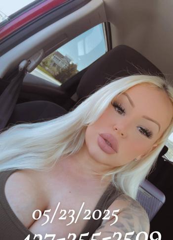 Lena, 29 Caucasian/White female escort, Toronto