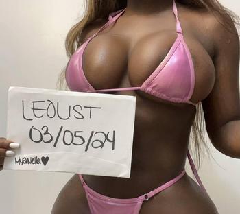 Mya nella, 24 Black female escort, Toronto
