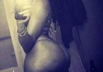 Dominique, 27 Black female escort, Toronto
