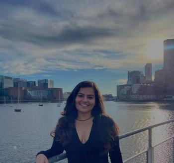Ruhi, 25 Indo Canadian female escort, Toronto
