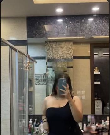 Noor, 23 Indo Canadian female escort, Toronto