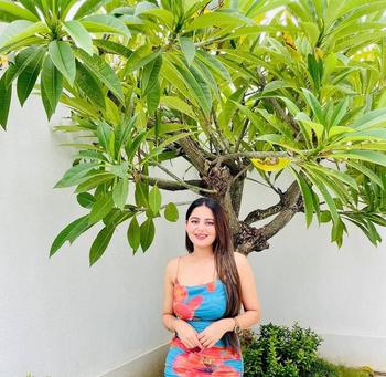 Aaina, 24 Asian female escort, Toronto