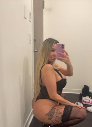 Eva barbie, 34 Caucasian/White female escort, Toronto