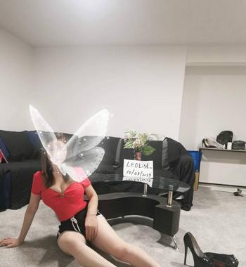 YiYi, 23 Asian female escort, Toronto