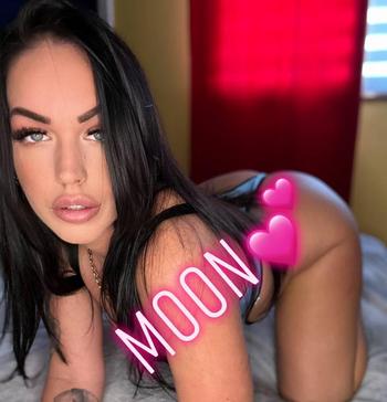 Sweety moon, 25 Caucasian/White female escort, Toronto