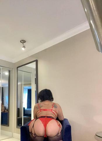 Veronica, 23 Mixed female escort, Toronto