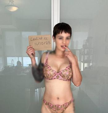 Kimber Ryan, 35 Caucasian/White female escort, Toronto