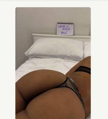 Lexi, 23 Mixed female escort, Toronto