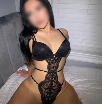 Celina, 22 Middle Eastern female escort, Toronto