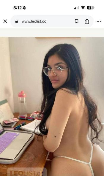 Simrat, 25 Asian female escort, Toronto