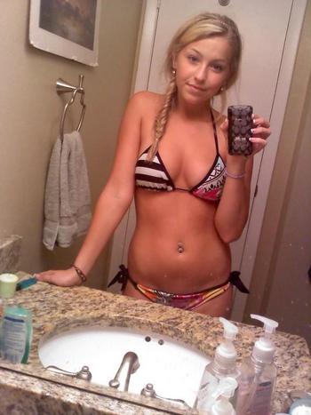 Monica Love, 22 Caucasian female escort, Toronto